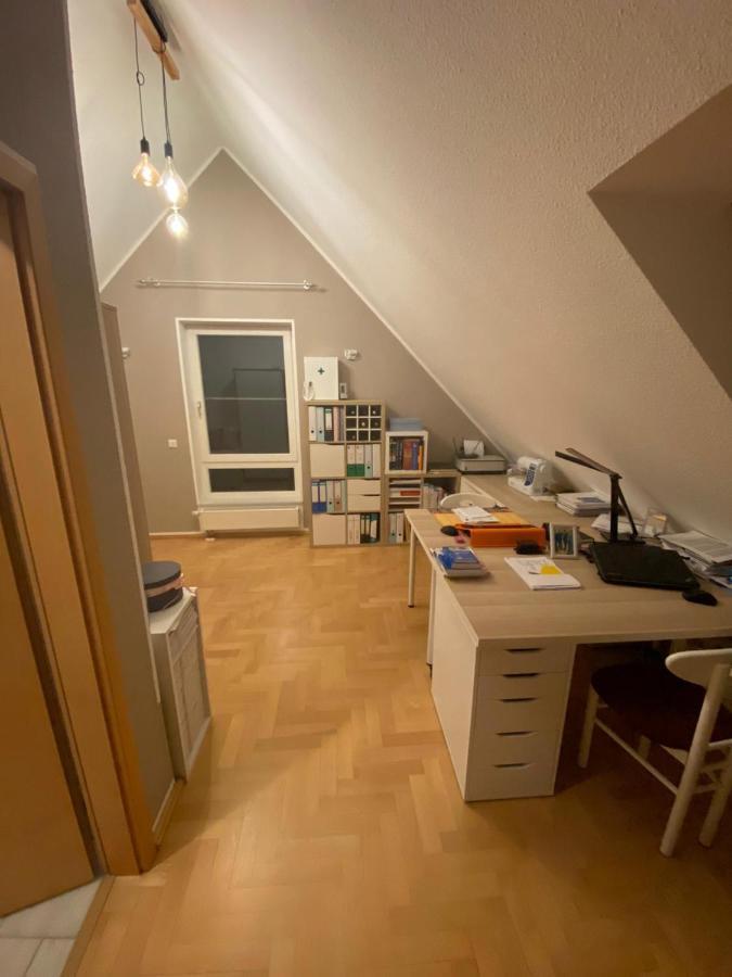 Gemutliches Zimmer Im Dachgeschoss Witten Bagian luar foto